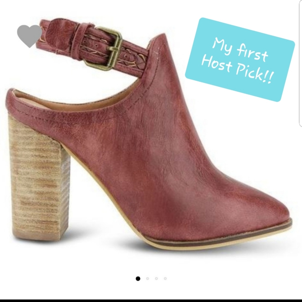 Berry Chunky Heel Bootie